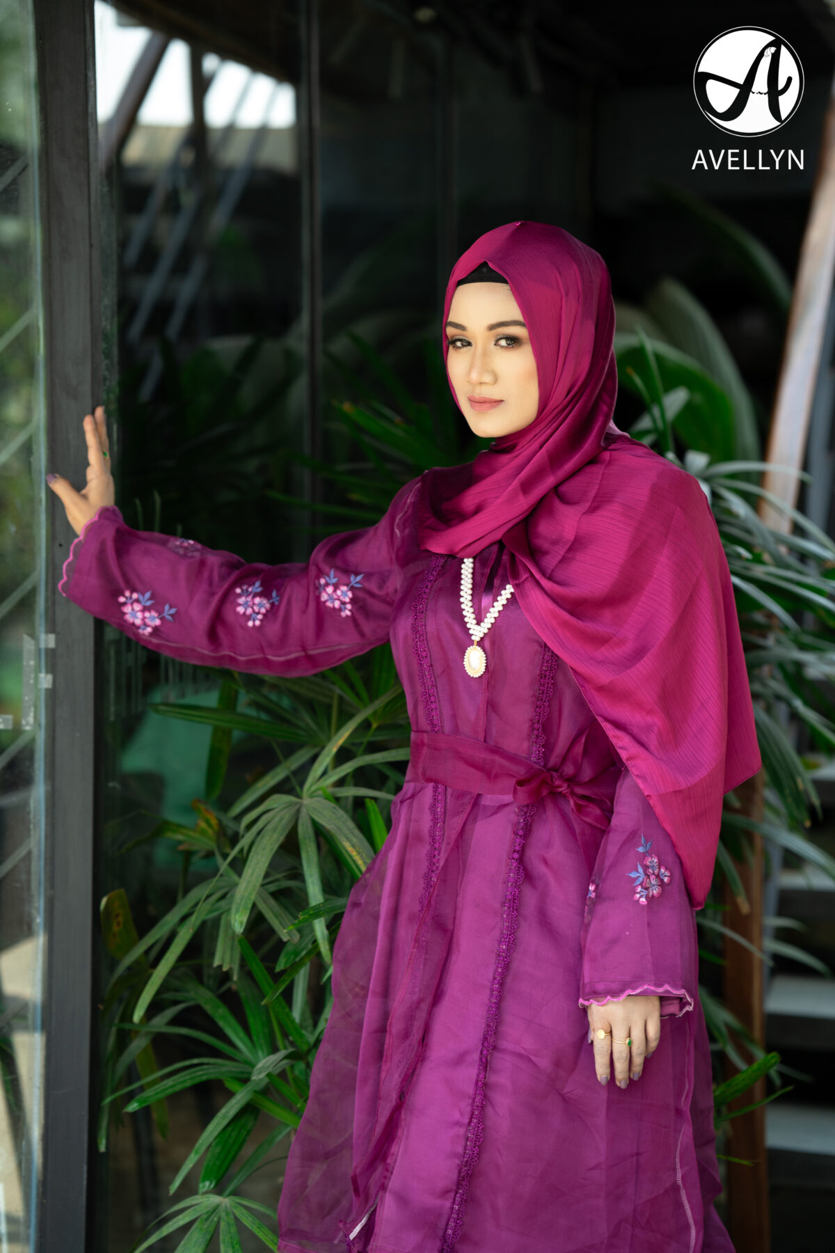 Elara Luxe- Plum - Image 3